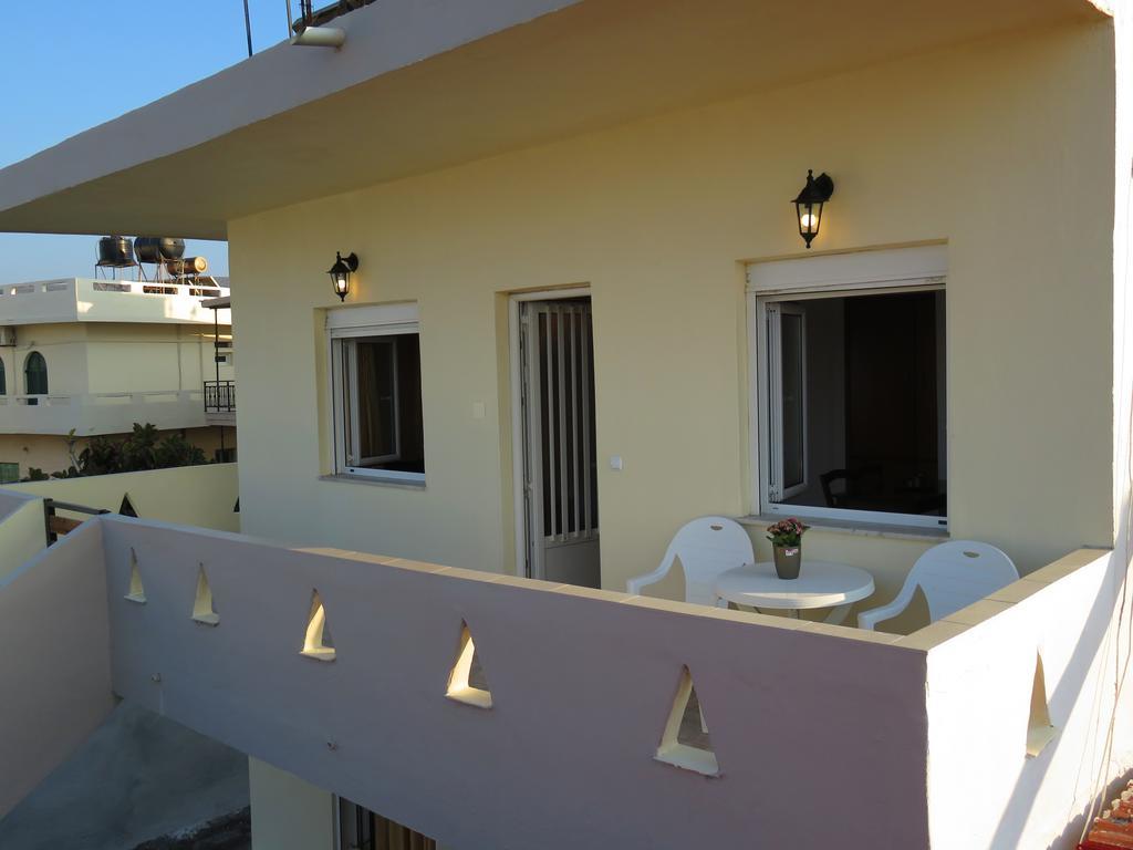 Frosso'S Sea Apartments Kokkini Hani Exterior photo