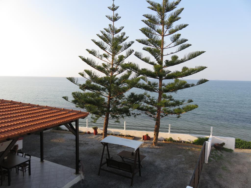 Frosso'S Sea Apartments Kokkini Hani Exterior photo